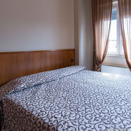 Hotel Daina Dalmine Eksteriør bilde