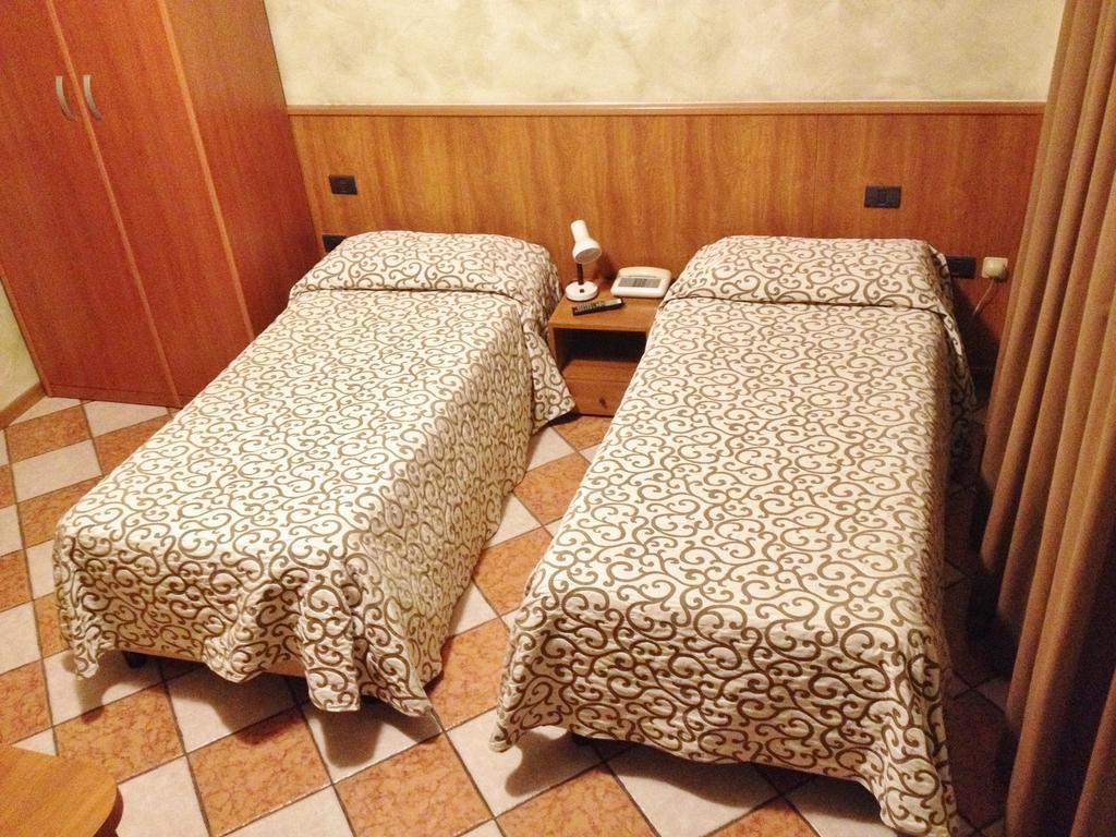 Hotel Daina Dalmine Rom bilde